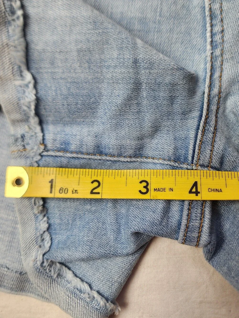 Judy Blue High Waist Cuffed Button Fly Distressed Shorts Small